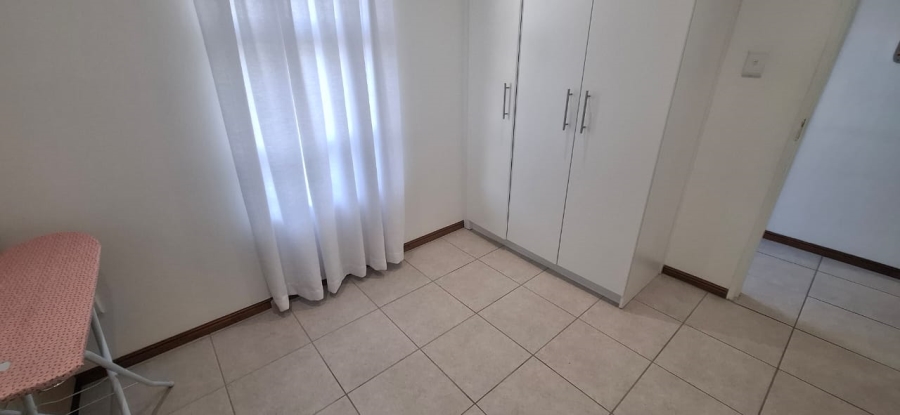 To Let 2 Bedroom Property for Rent in Hagley Western Cape